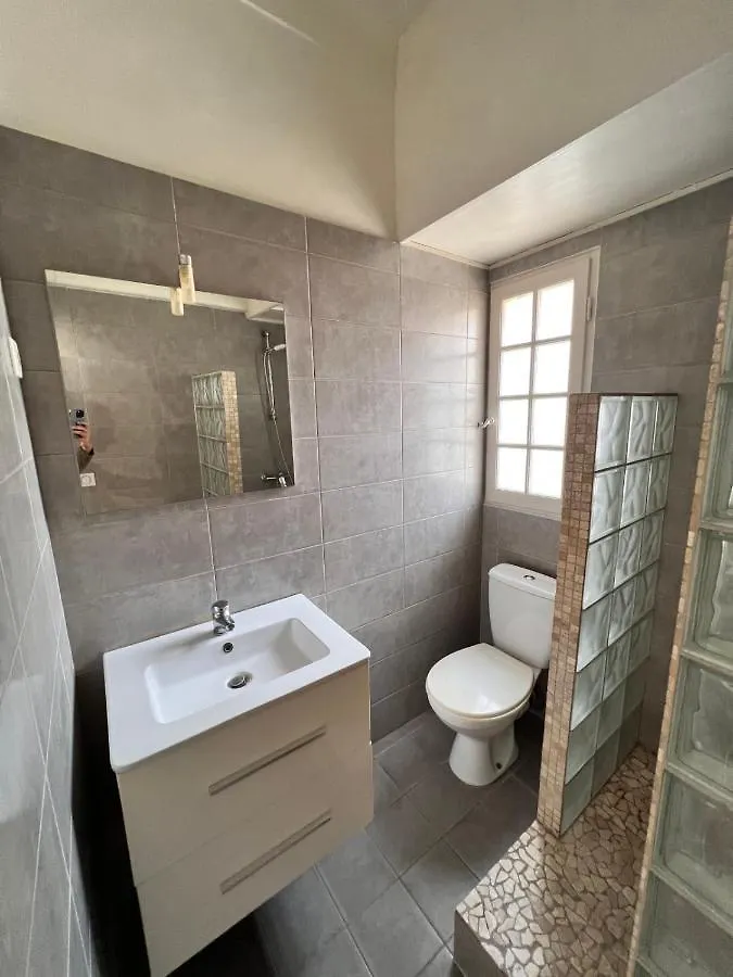 Apartment 30M Studio In The Heart Of Old Antibes Wifi Air Conditioning