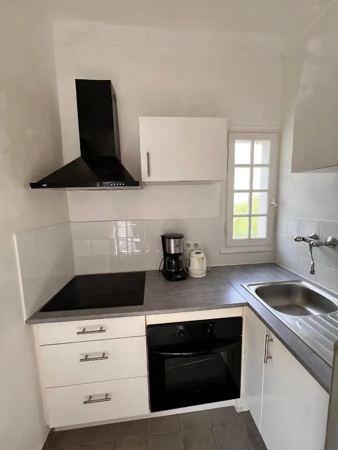 30M Studio In The Heart Of Old Antibes Wifi Air Conditioning Apartment